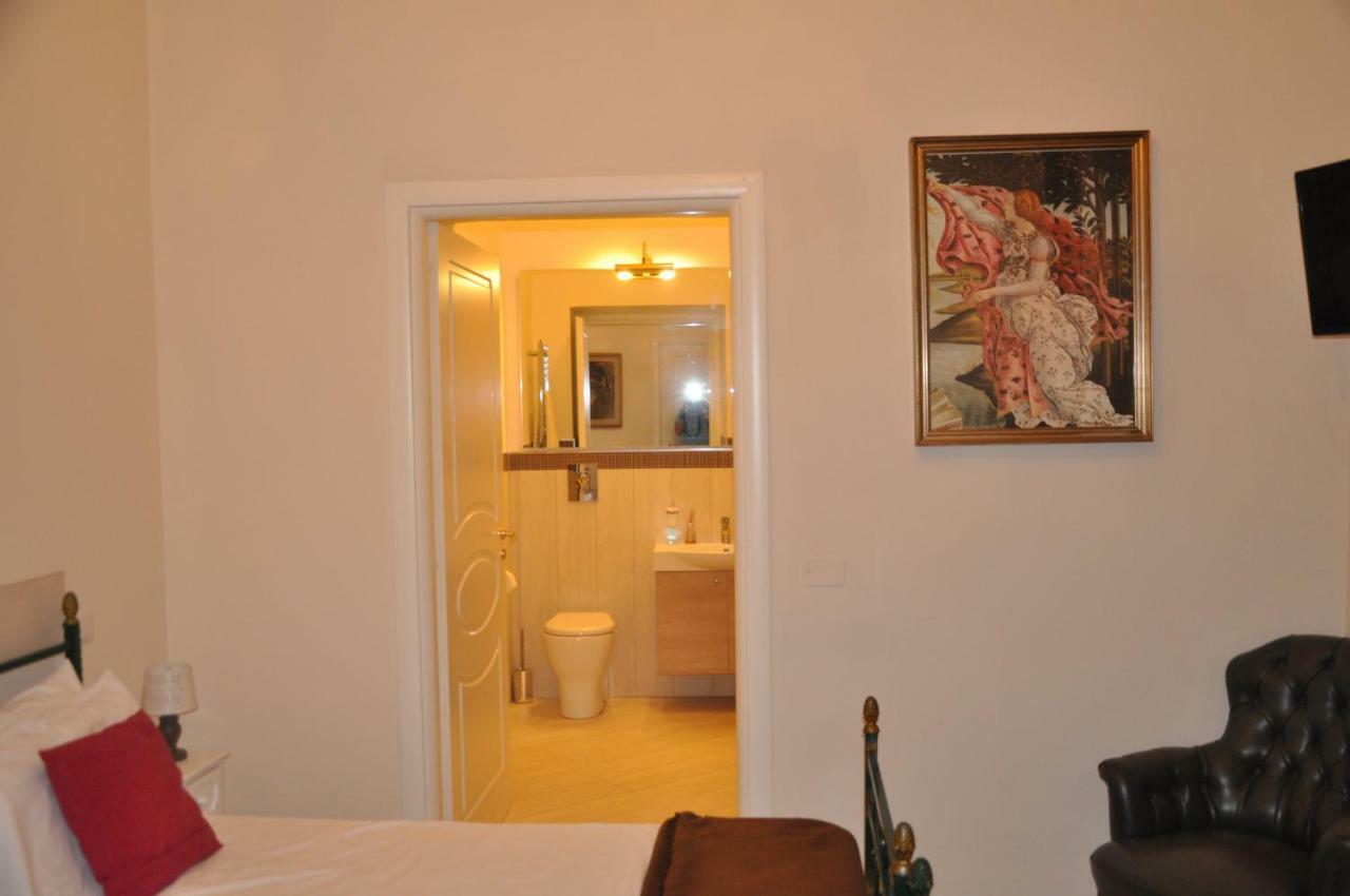 Domus Borbonica Bed & Breakfast Napoli Bagian luar foto